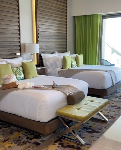 Cancun GARZA BLANCA Resort SWIM UP suite 2br/3ba. ALL-INCLUSIVE option. Butler.