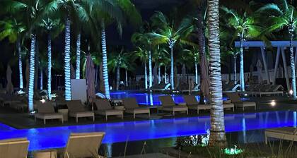 Cancun GARZA BLANCA Resort SWIM UP suite 2br/3ba. ALL-INCLUSIVE option. Butler.