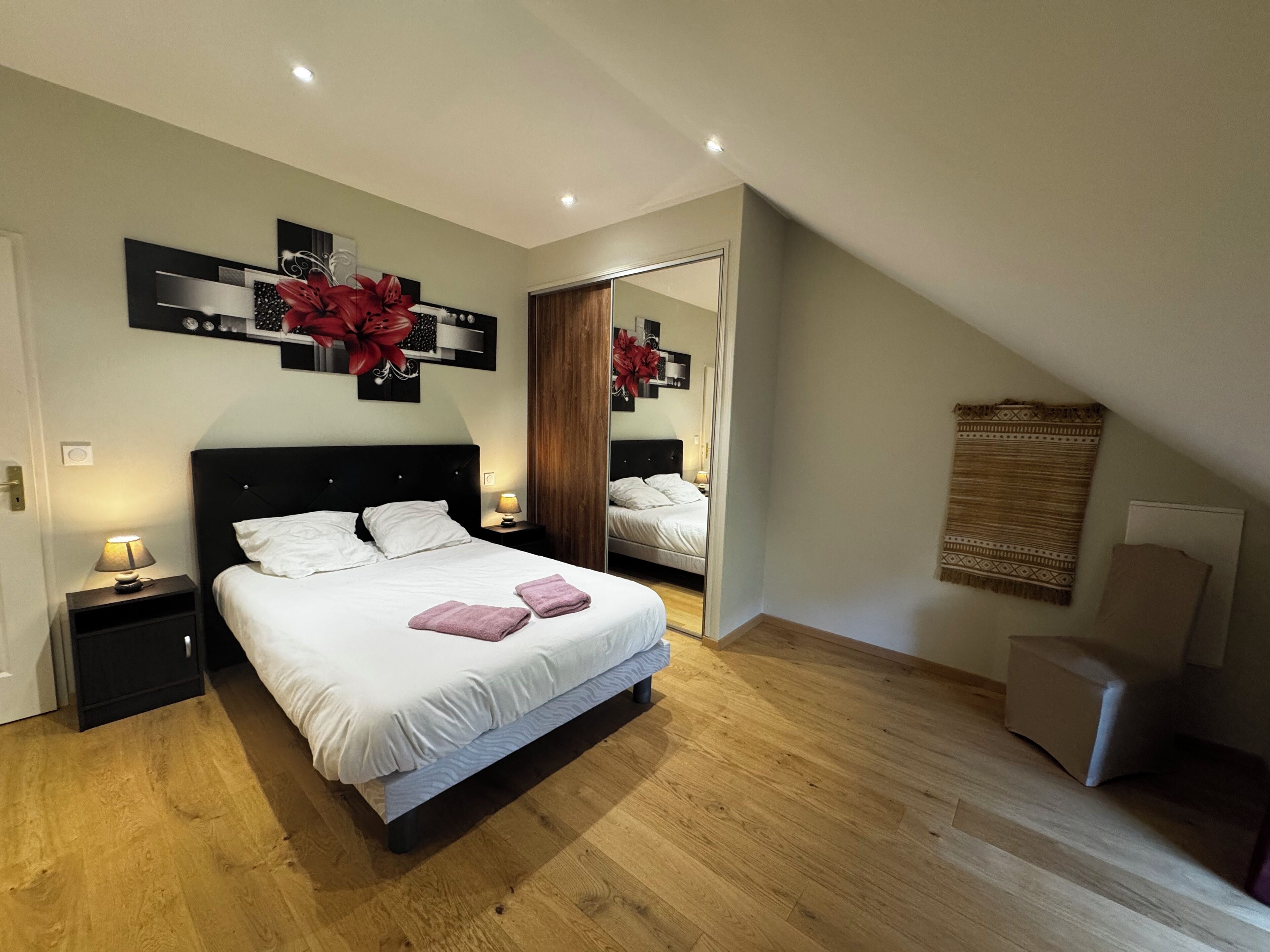 4 bedrooms, iron/ironing board, travel cot, free WiFi