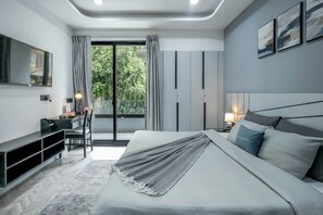 Studio, Balcony, City View - BedChambers Serviced Apartment, Golf Course, Gurgaon (Gurugram)