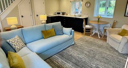 Newly built 1 bedroom apartment in rural village