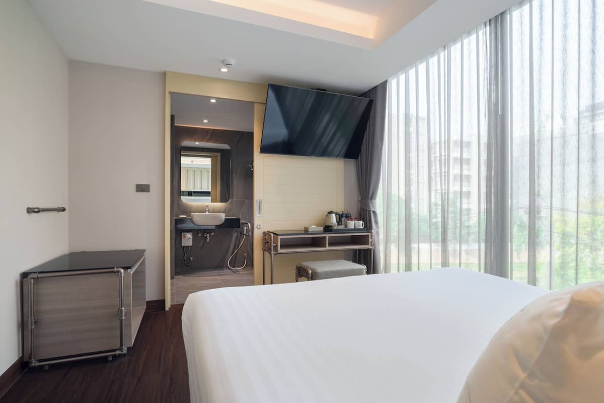 Deluxe Cabin King | Coffre-fort, bureau, accès au Wi-Fi (inclus)