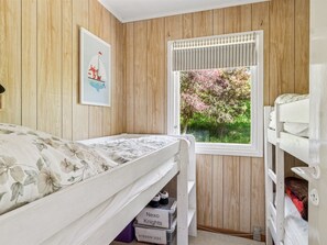 2 bedrooms, Internet