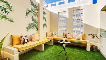 Quarto casal luxo, sacada | Terraço/pátio