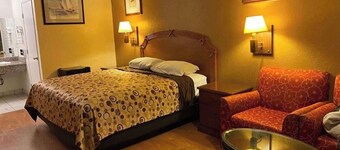 Casa Blanca Hotel & Suites Azusa
