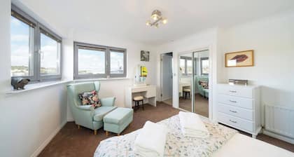 Twin Bridges - Quayside Penthouse