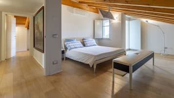 Villa, Hill View | 4 bedrooms, rollaway beds, free WiFi, bed sheets