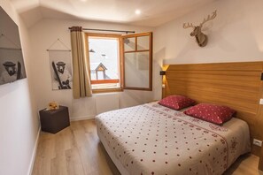 4 Schlafzimmer, Bügeleisen/Bügelbrett, Reisekinderbett, kostenloses WLAN