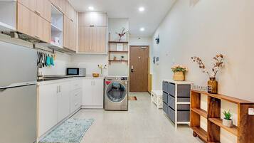 Apartment, Balcony, City View | 1 bedroom, soundproofing, iron/ironing board, free WiFi
