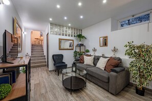 Living area - Elegant & cosy - 2/3 rooms - Paris 11th (Paris)