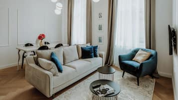 Apartment, 2 Bedrooms | Living area