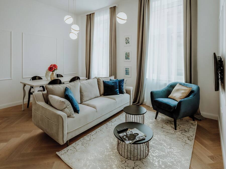 Apartment, 2 Bedrooms | Living area | Smart TV, books, offices