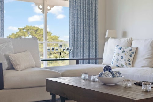 Rosevilla Retreat - Beautiful Farm Getaway