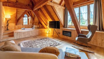 Exclusive Suite, Hot Tub | Soundproofing, free WiFi