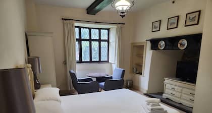 Langley Inn