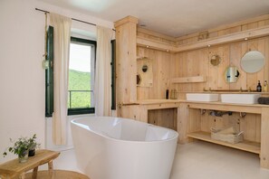 Shower, hair dryer, towels, soap - Villa Mare Motovun - a piece of paradise in the middle of nature  (Motovun)