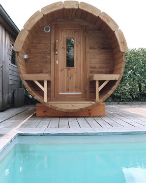 Sauna - Charming 4-bedroom farmhouse in Ellezelles with seasonal heated Pool and Sauna (Ellezelles)