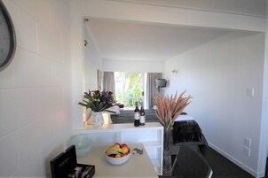 隔音、熨斗/熨衣板、免费 WiFi