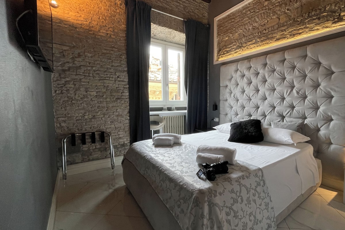 Superior Double Room, City View