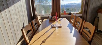 Captivating 6-bed Cottage in Lismarka