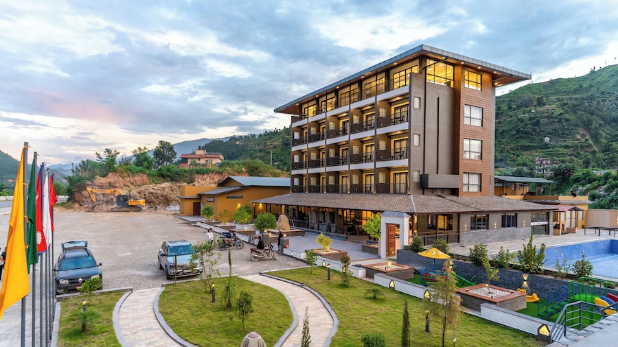 Triple Crown Resort