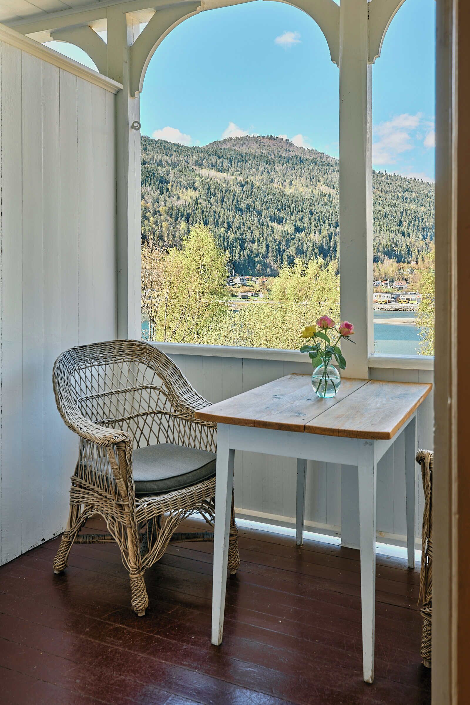 Tradisjonelt dobbelt- eller tomannsrom, utsikt mot bukt | Wi-fi (inkludert)