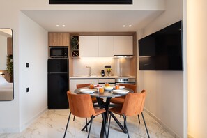 Deluxe Studio | Private kitchen - Arc Elegant Apartments (Chania)