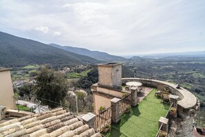 Free cots/infant beds, free WiFi, bed sheets - Residence Serliana (Montasola)