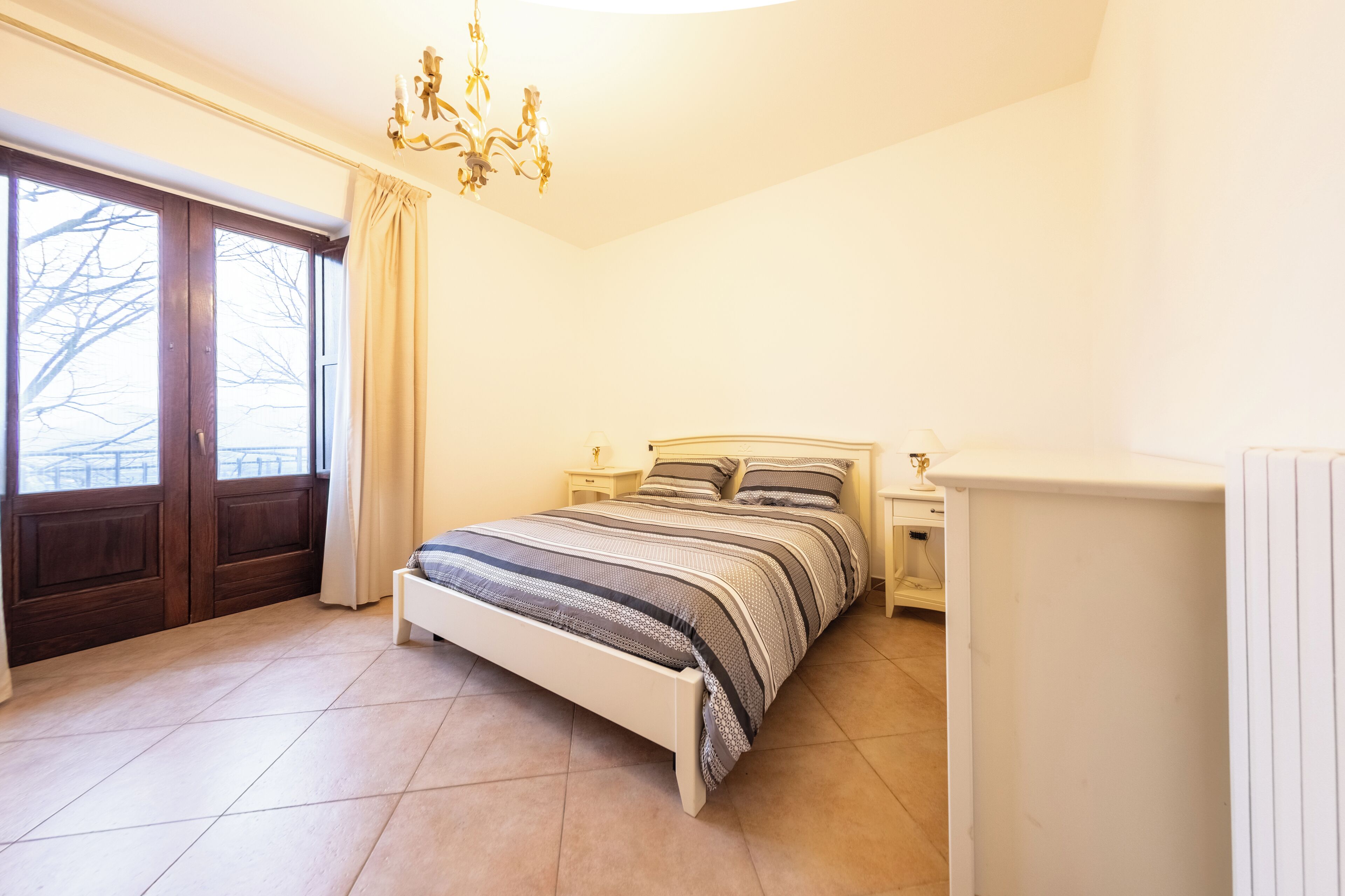 1 bedroom, desk, free WiFi, bed sheets