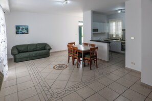 Τηλεόραση με επίπεδη οθόνη