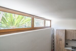 Apartment, 1 Bedroom, Kitchen | Private kitchen | Fridge, oven, stovetop, cookware/dishes/utensils - Appartamenti SCICK (Crotone)