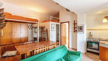 Apartment, 2 Bedrooms, Patio | Living area