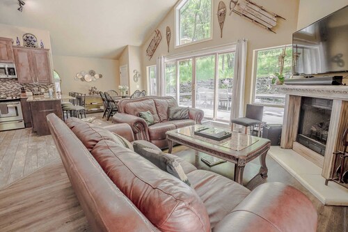 Dwntn, New Hot Tub, Trailer Parking, Dog Friendly