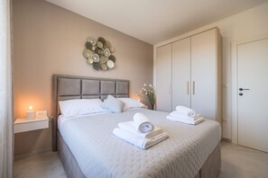 3 chambres, fer et planche à repasser, Wi-Fi gratuit, draps fournis