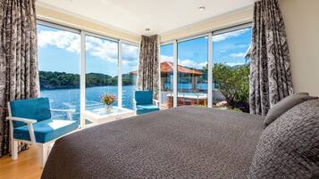 5 室のベッドルーム、アイロン / アイロン台、WiFi、ベッドシーツ