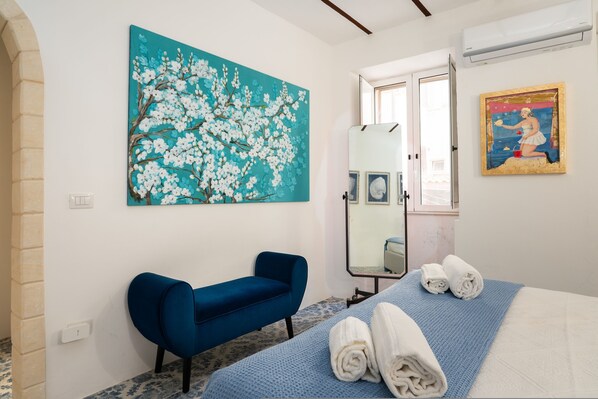 Apartment - Ortigia Courtyard Apartment (Syracuse)