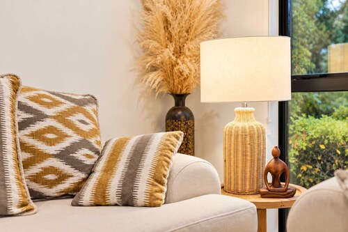 Sunlit Wigram Home | 4BR + Patio | Sleeps 8