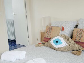 1 غرفة نوم ومكتب ومكواة/لوح كي وواي فاي