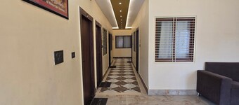 Siyaram kunj Hotel