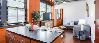 NY Style Loft with King Bed