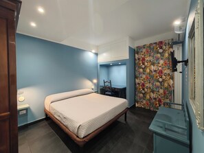 3 quartos, escrivaninha, berço de viagem, Wi-Fi de cortesia