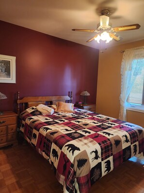 3 chambres, bureau, fer et planche à repasser, Wi-Fi gratuit