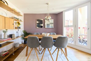 Apartment | 3 bedrooms - The Brunswick Retreat - Warm 3bdr Flat With Balcony (London)