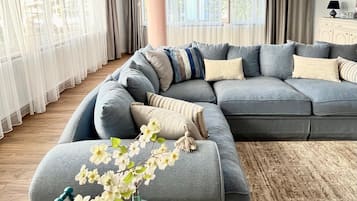 Luxury Apartment, 3 Bedrooms, Balcony, City View | 3 bedrooms, premium bedding, desk, laptop workspace