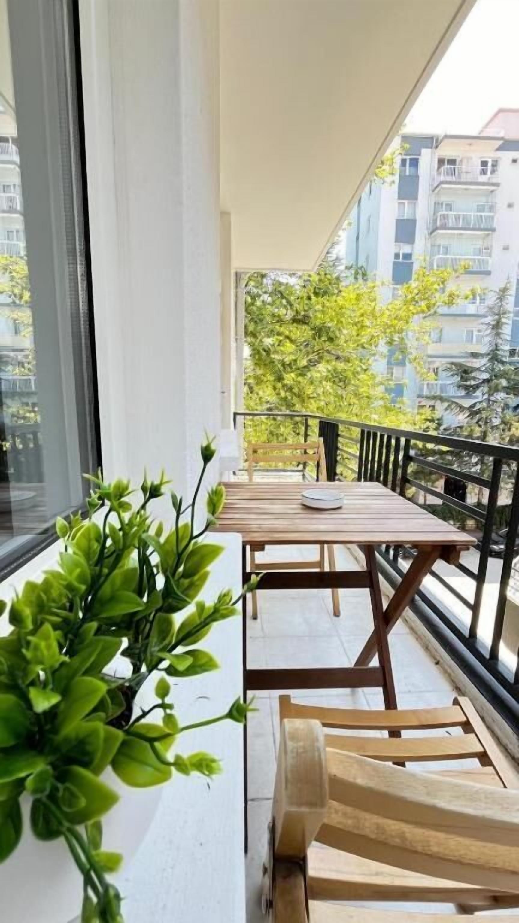 Apartamento de lujo, 3 habitaciones, vistas a la ciudad | Balcón