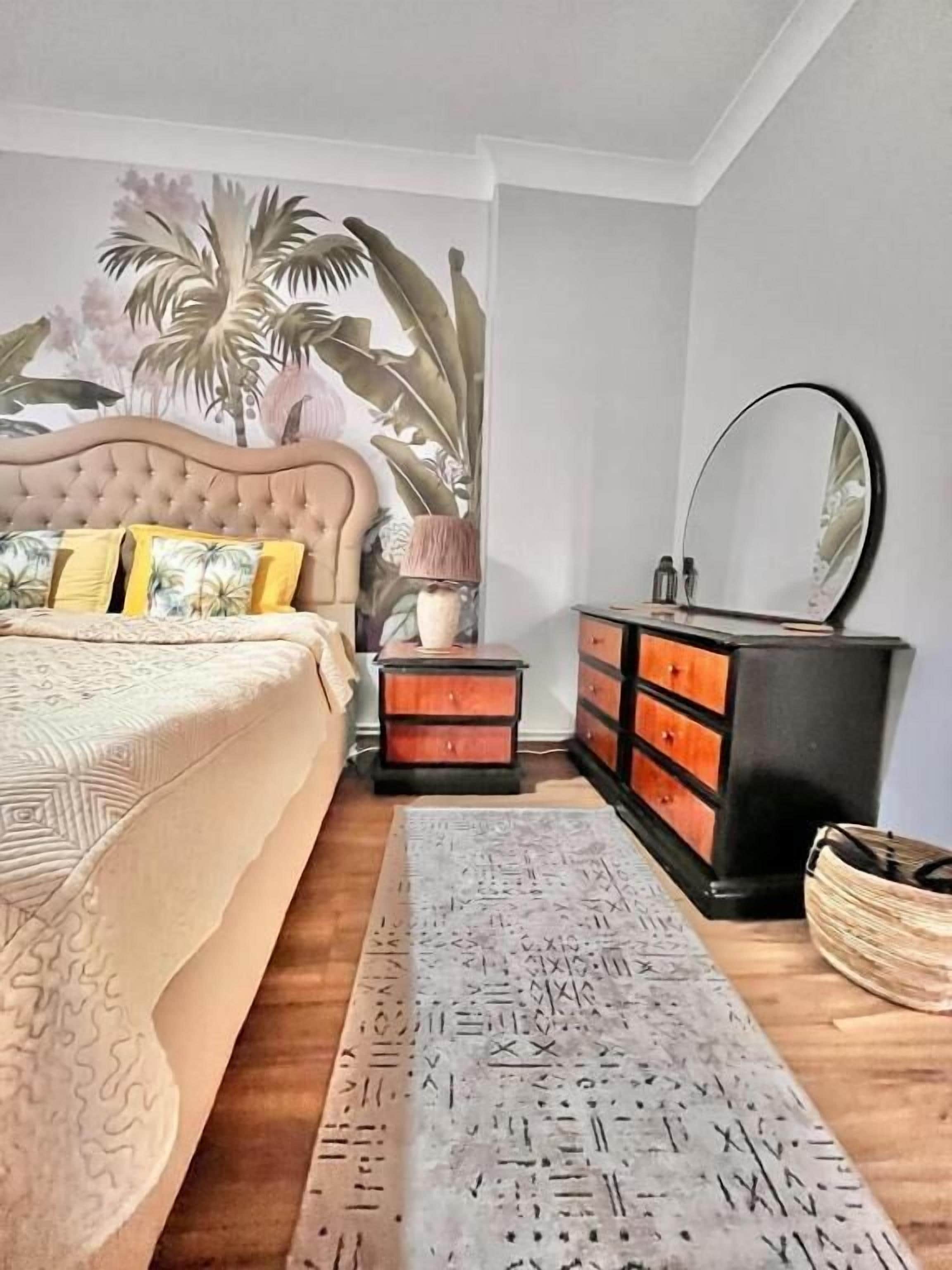 Apartamento de lujo, vistas al parque | Sábanas de algodón egipcio, ropa de cama de alta calidad, escritorio