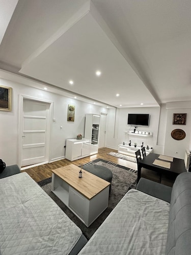 2 minute to the Čaršija Sarajevo Apartments Old Town. Pet-friendly Family-sized 