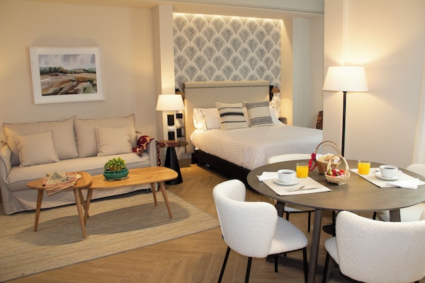 In-room safe, desk, laptop workspace, blackout curtains