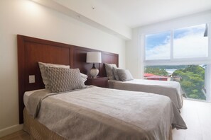3 Schlafzimmer, Schreibtisch, WLAN, Bettwäsche