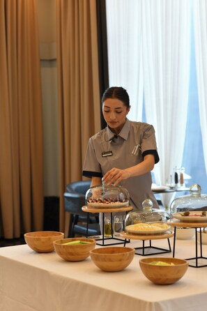 Breakfast buffet - Mounthree (Pambak)